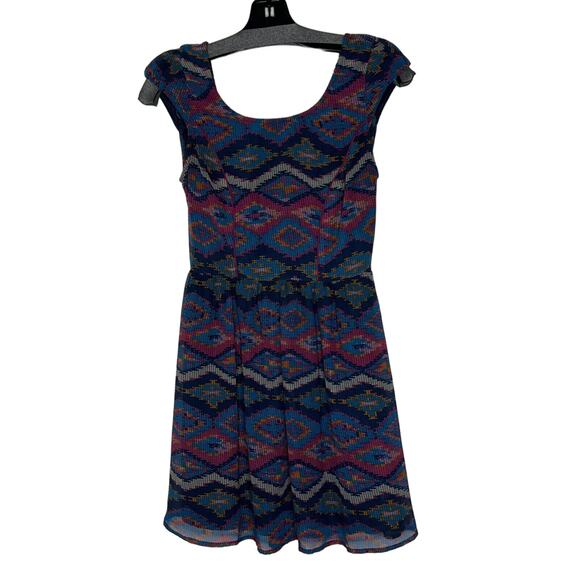 Band of Gypsies Aztec Print Cap Sleeve Skater Dress Size XS Women's - Picture 1 of 9